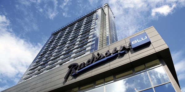 Incheckning på Radisson Blu Hotel Latvija