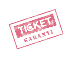 Röd stämpelliknande logotyp med texten "TICKET GARANTI".